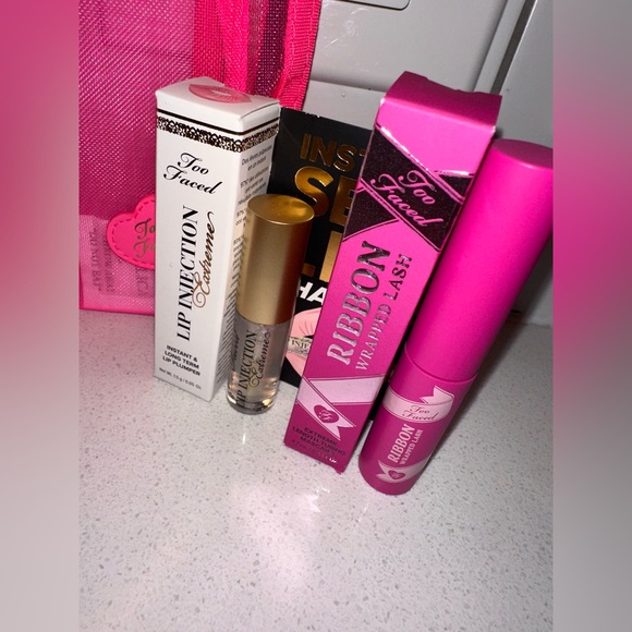 Too Faced Exclusive Limited Edition 5Pc Make-up Set - Picture 6 of 9